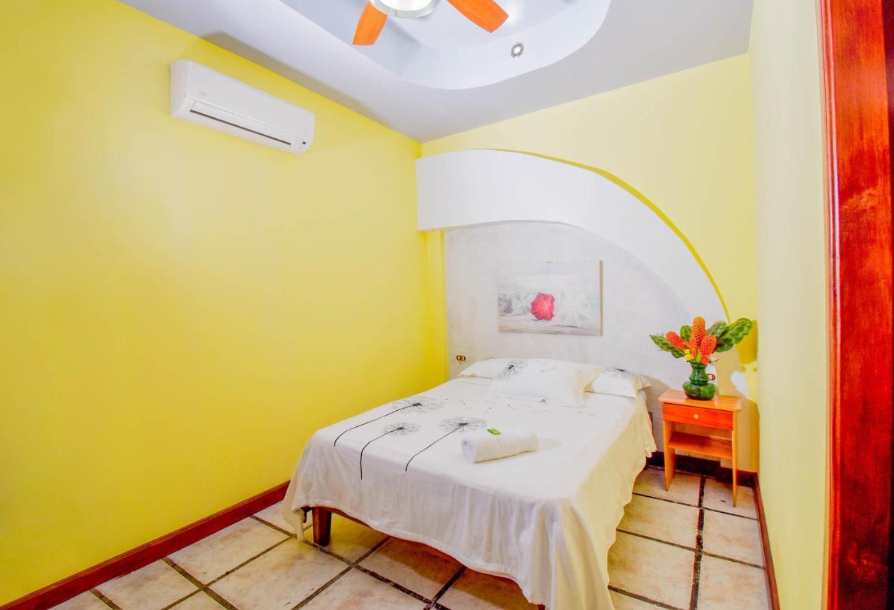 |Hotel Riviera Sabalito Exterior photo