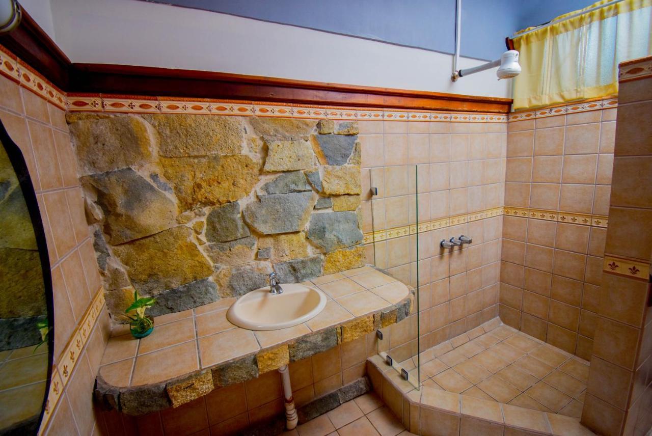 |Hotel Riviera Sabalito Exterior photo